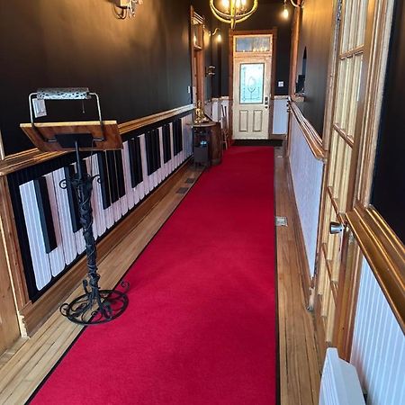 Auberge Et Bistro Namaste Lachute Eksteriør bilde