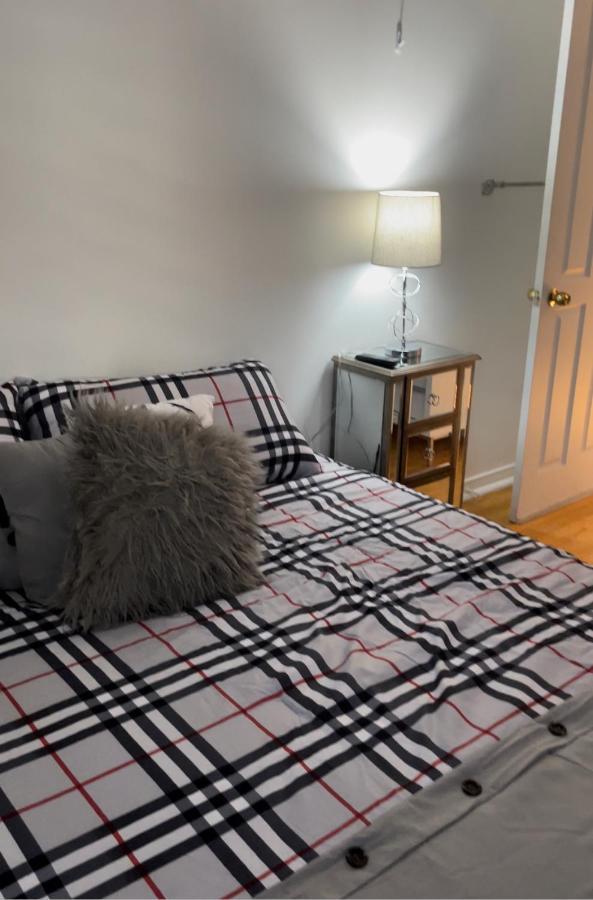 Auberge Et Bistro Namaste Lachute Eksteriør bilde