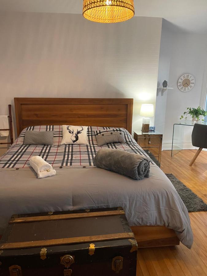 Auberge Et Bistro Namaste Lachute Eksteriør bilde