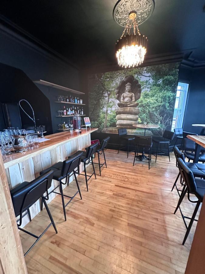 Auberge Et Bistro Namaste Lachute Eksteriør bilde